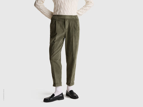Chinos em veludo com cintura elástica - ucb_image_F