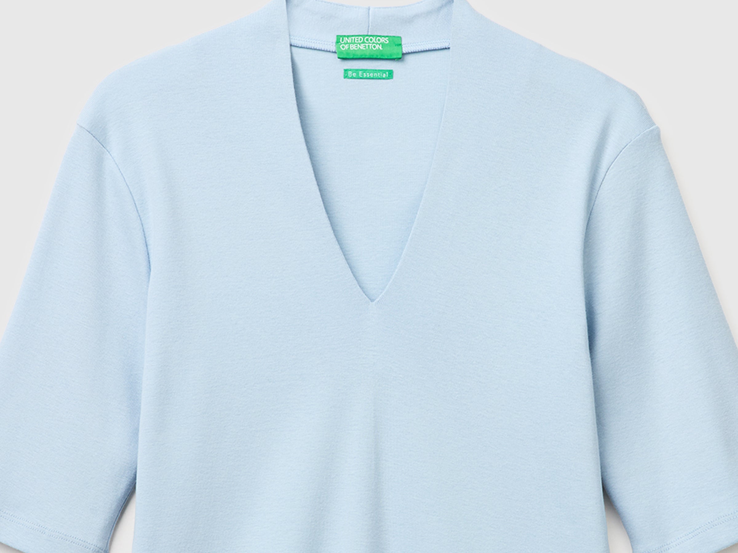 T-shirt slim fit em algodão de fibra longa - ucb_image_DS1