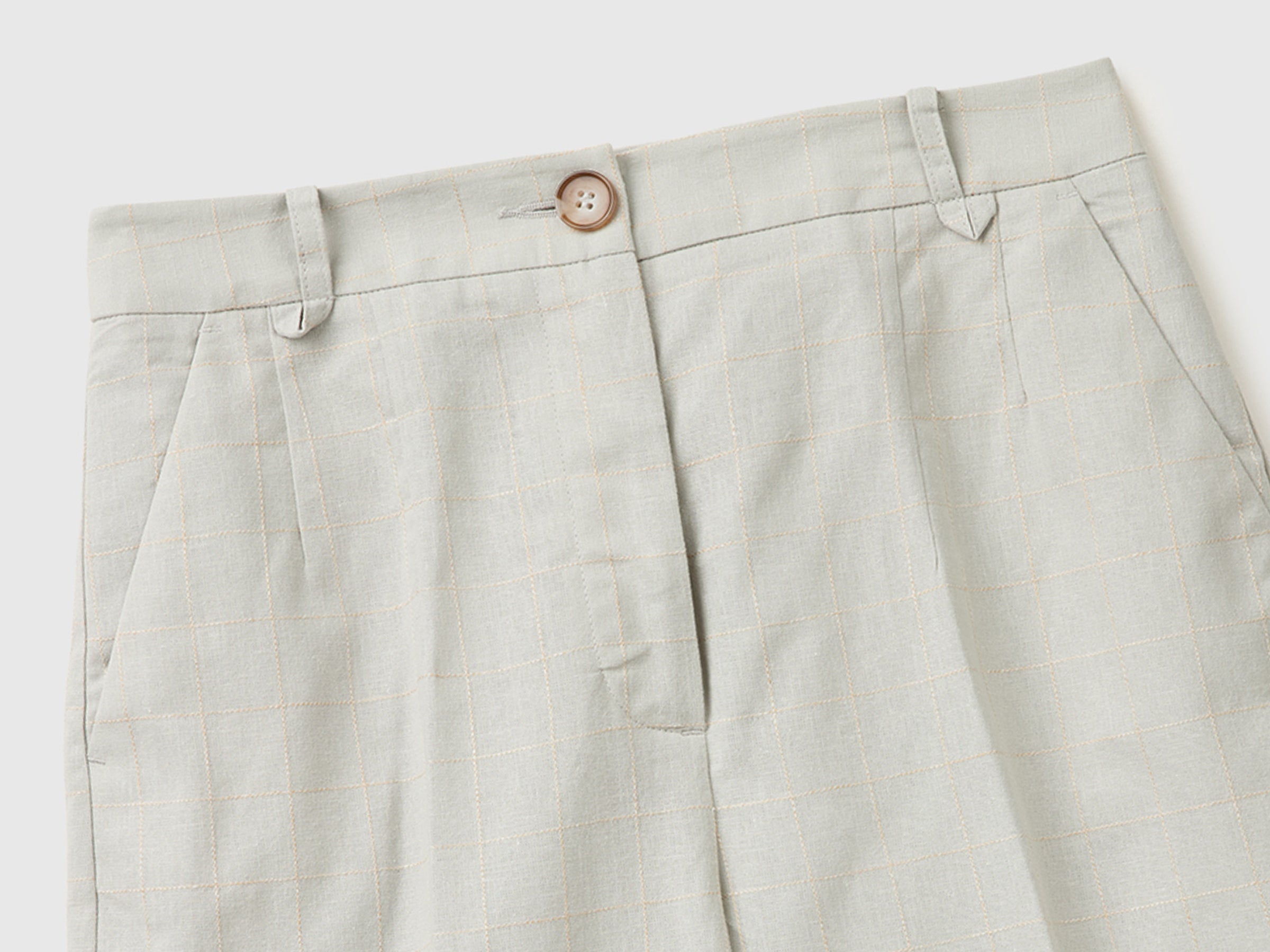 Bermudas aos quadrados - ucb_image_FY