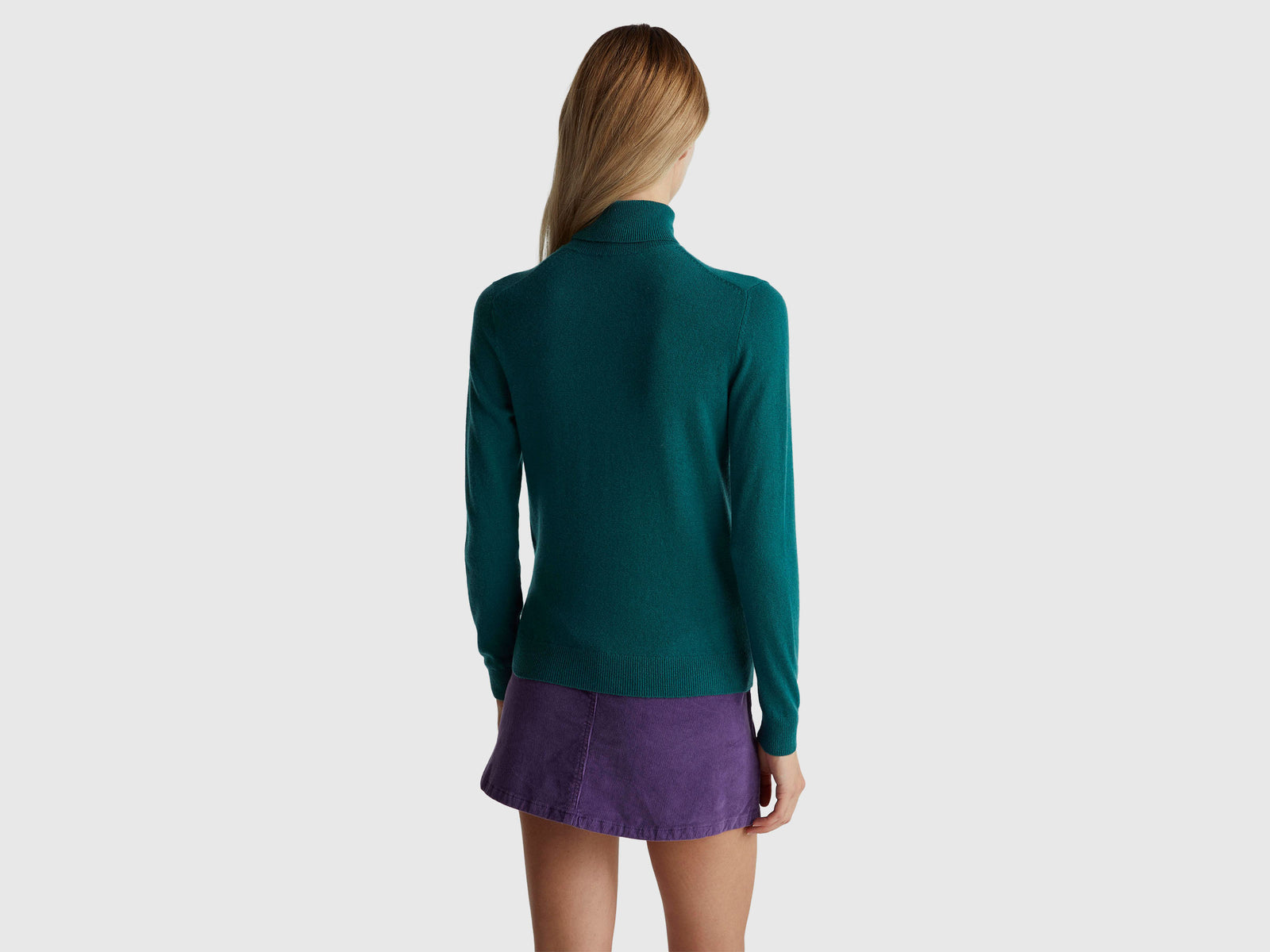 Camisola de gola alta verde em pura lã Merino - ucb_image_B