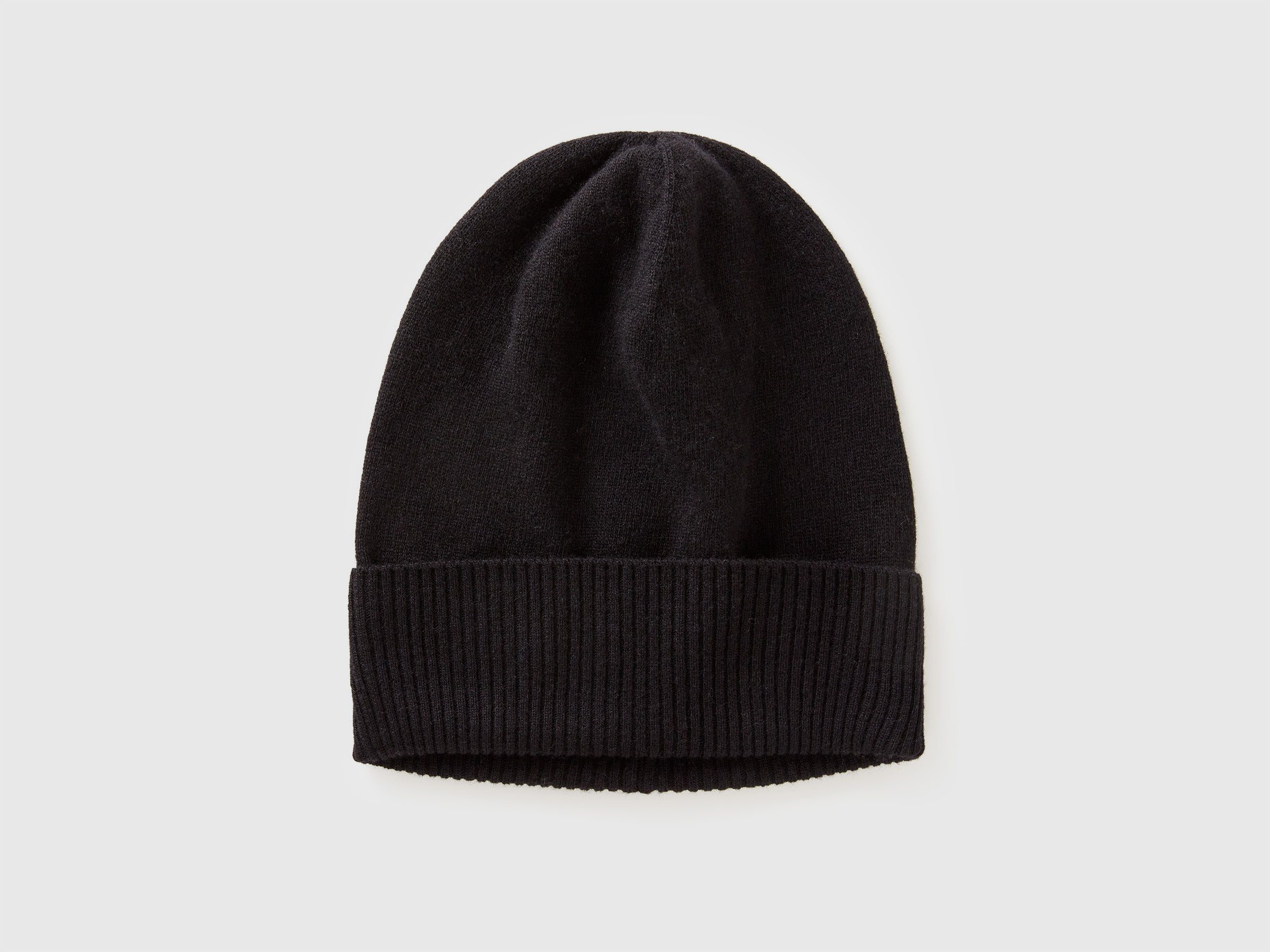 Gorro preto em pura lã Merino - ucb_image_FS