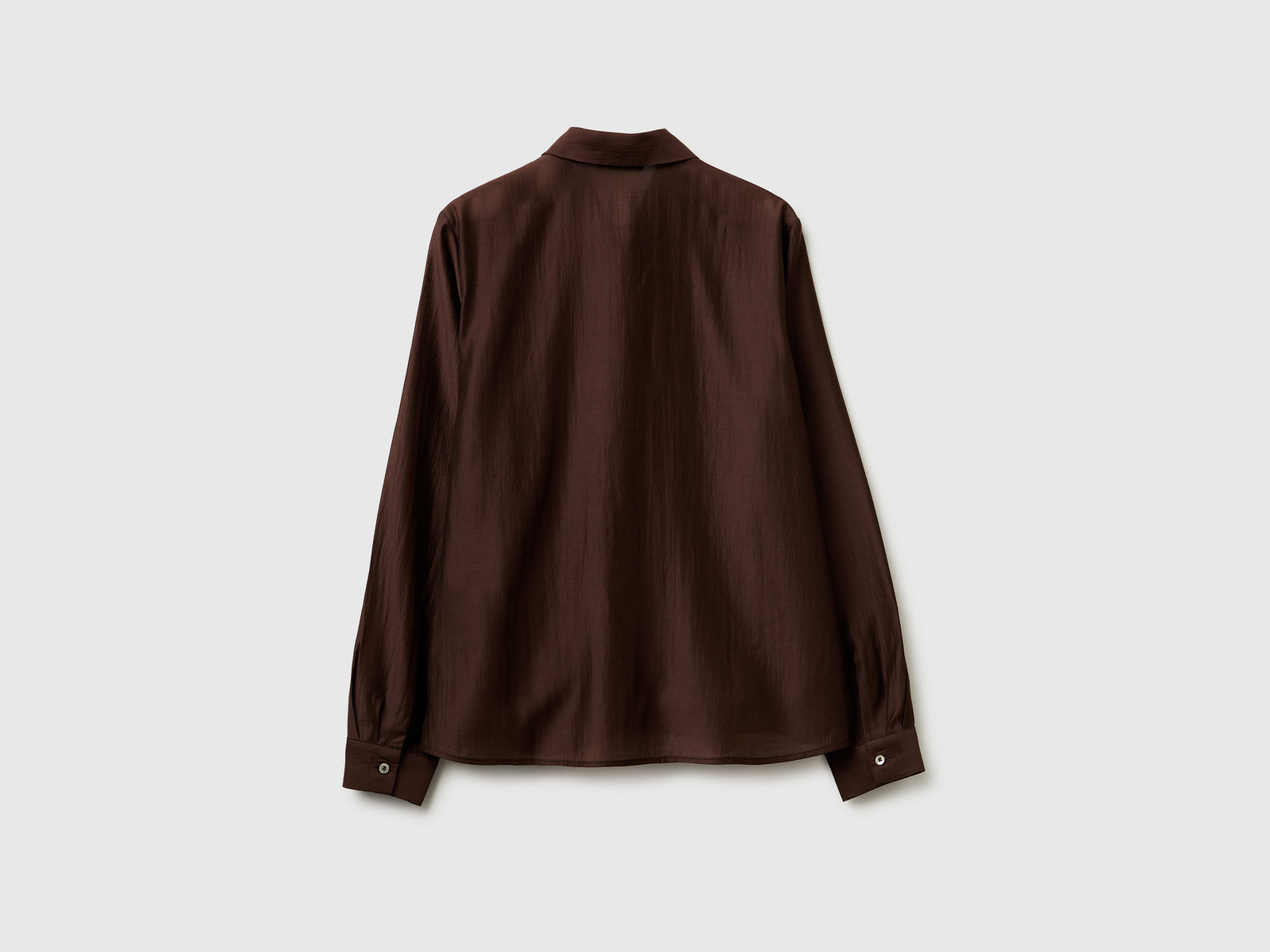 Flowing shirt - ucb_image_BS
