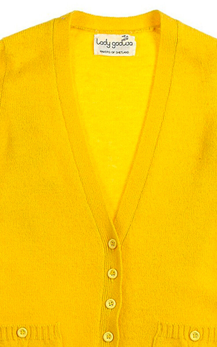 A yellow knit stitch