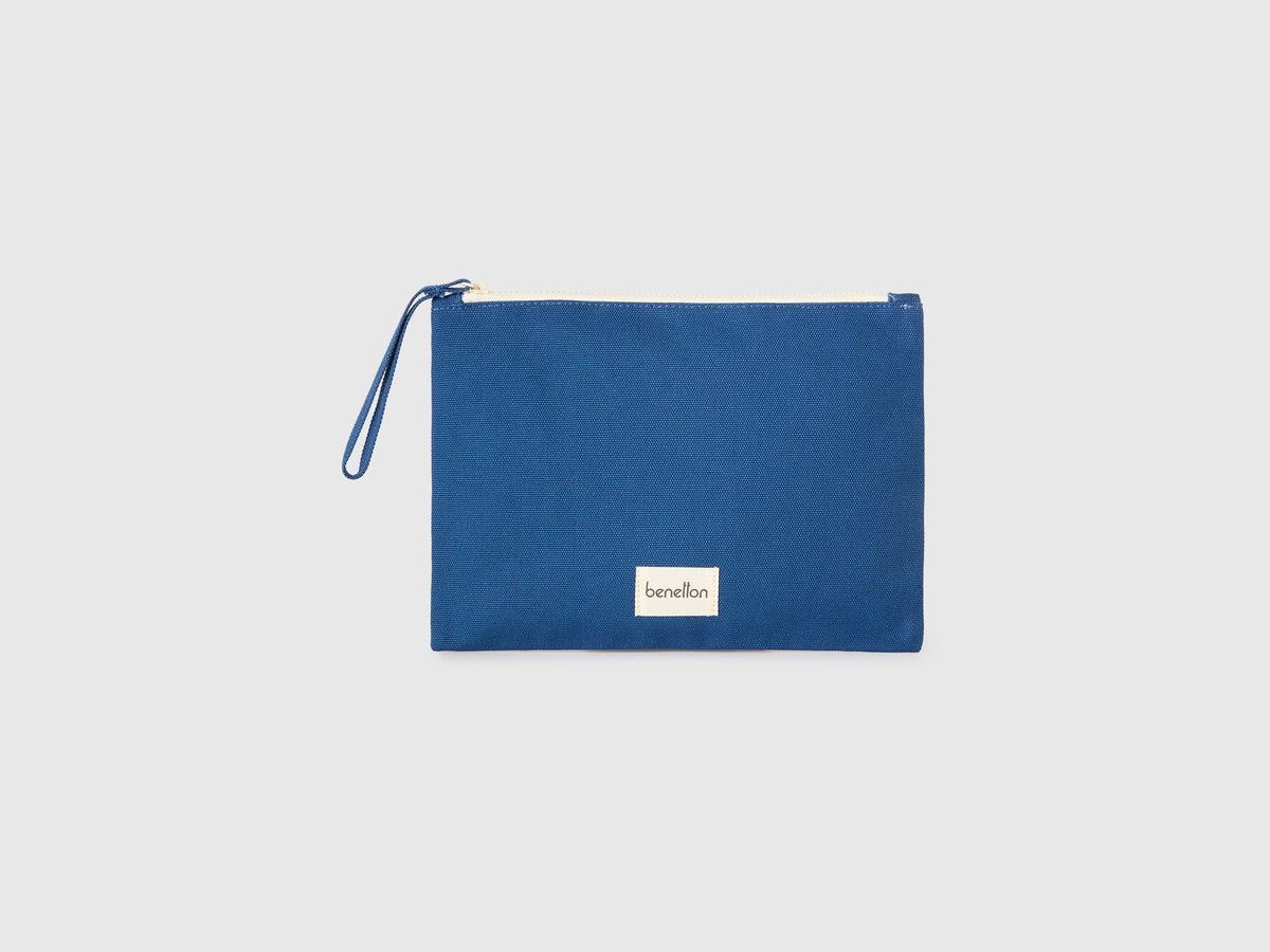 Blue tablet case - ucb_image_FS