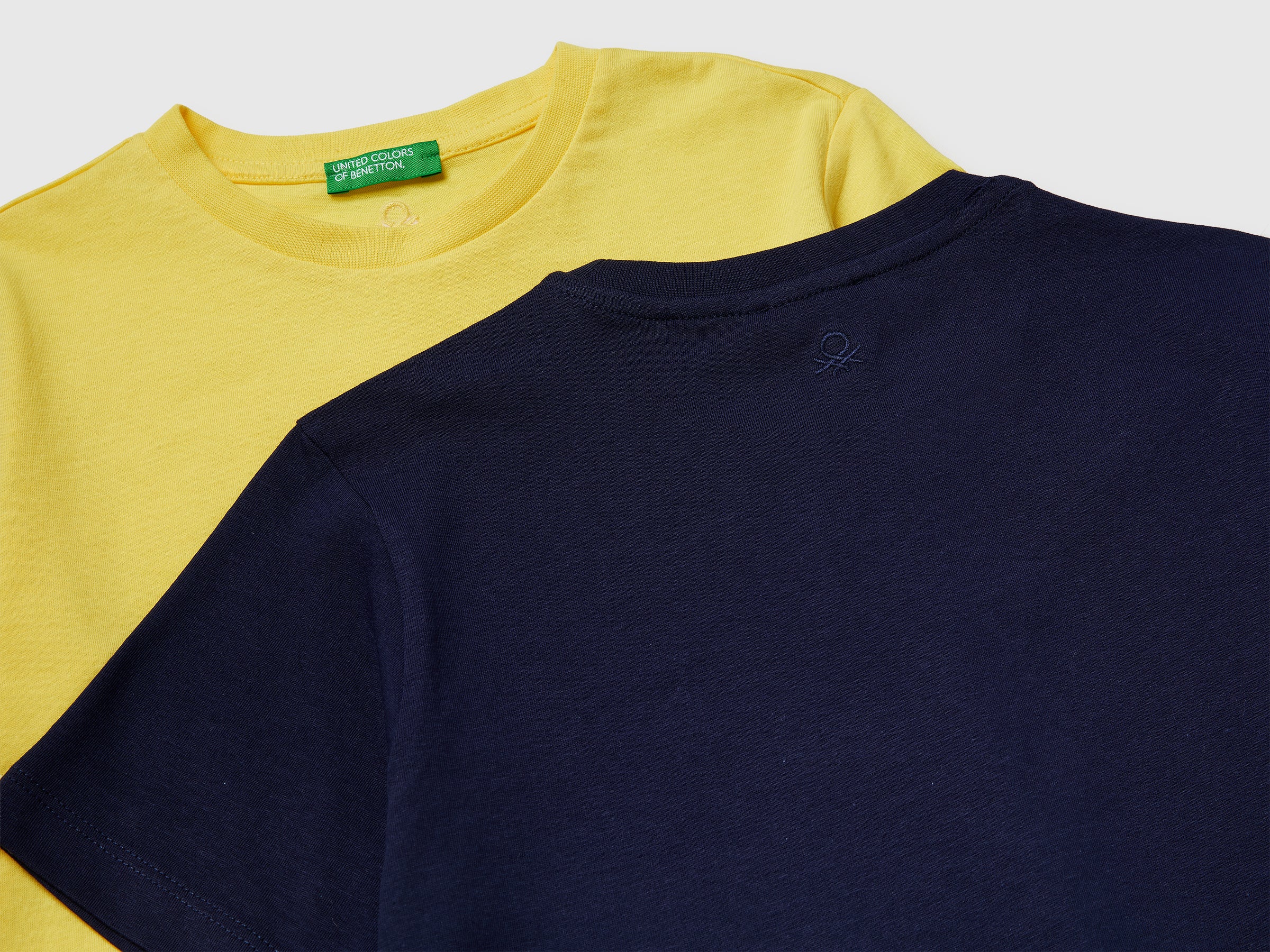Two 100% cotton t-shirts - ucb_image_DS1