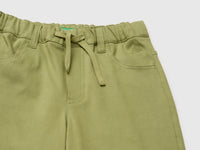 Bermuda shorts with drawstring - ucb_image_DS1
