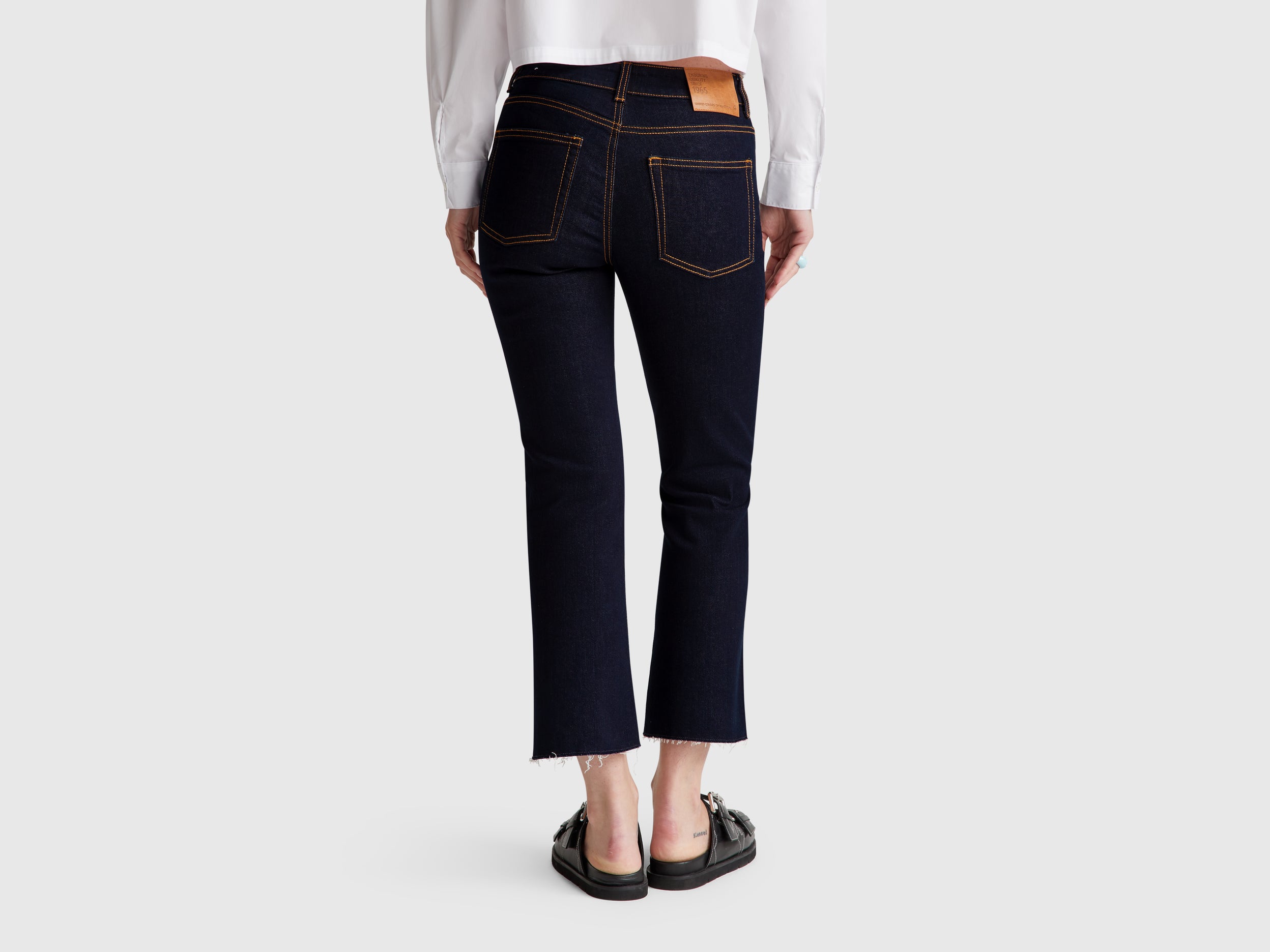 Jeans cropped em algodão  - ucb_image_B
