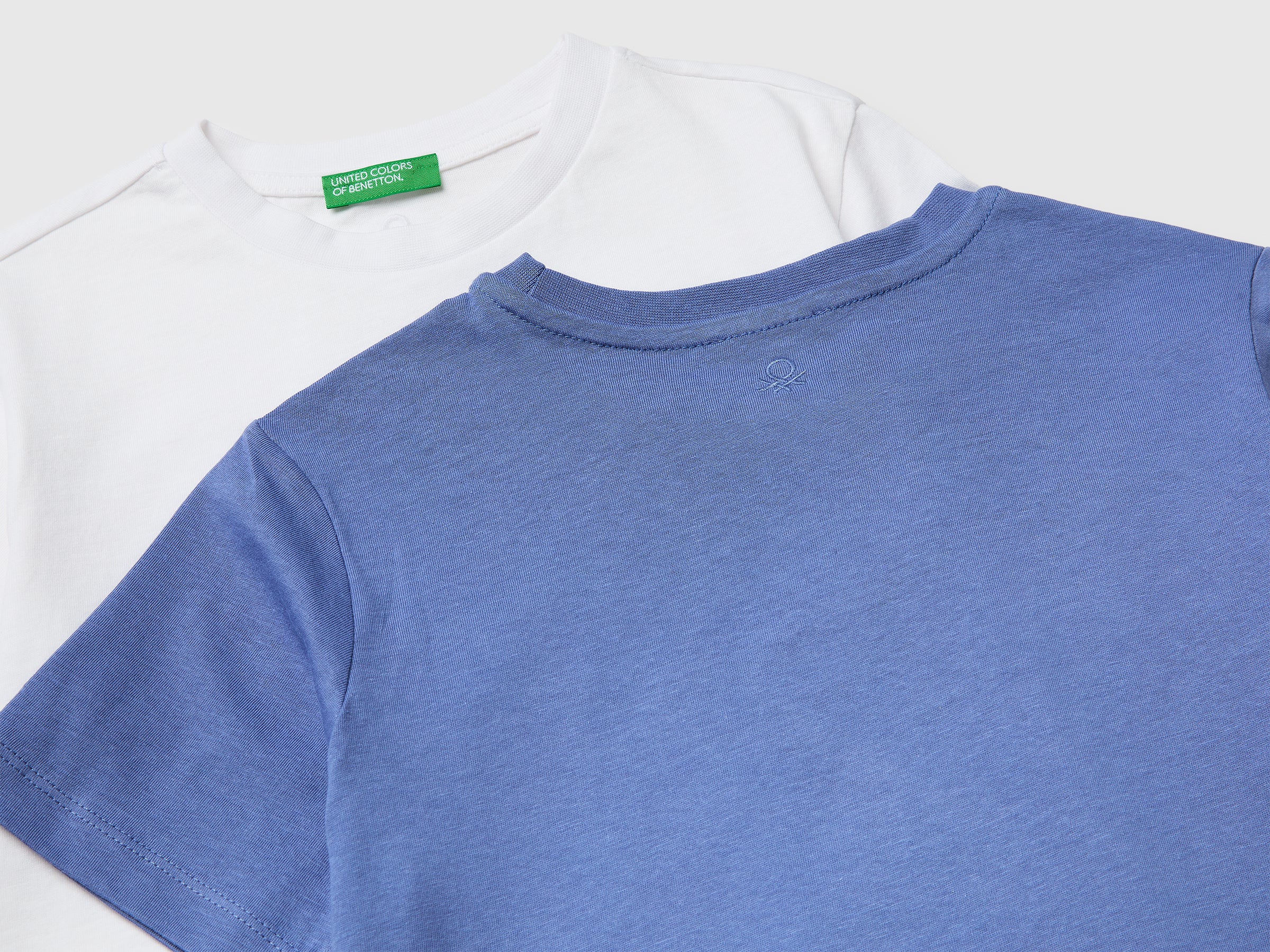Two 100% cotton t-shirts - ucb_image_DS1