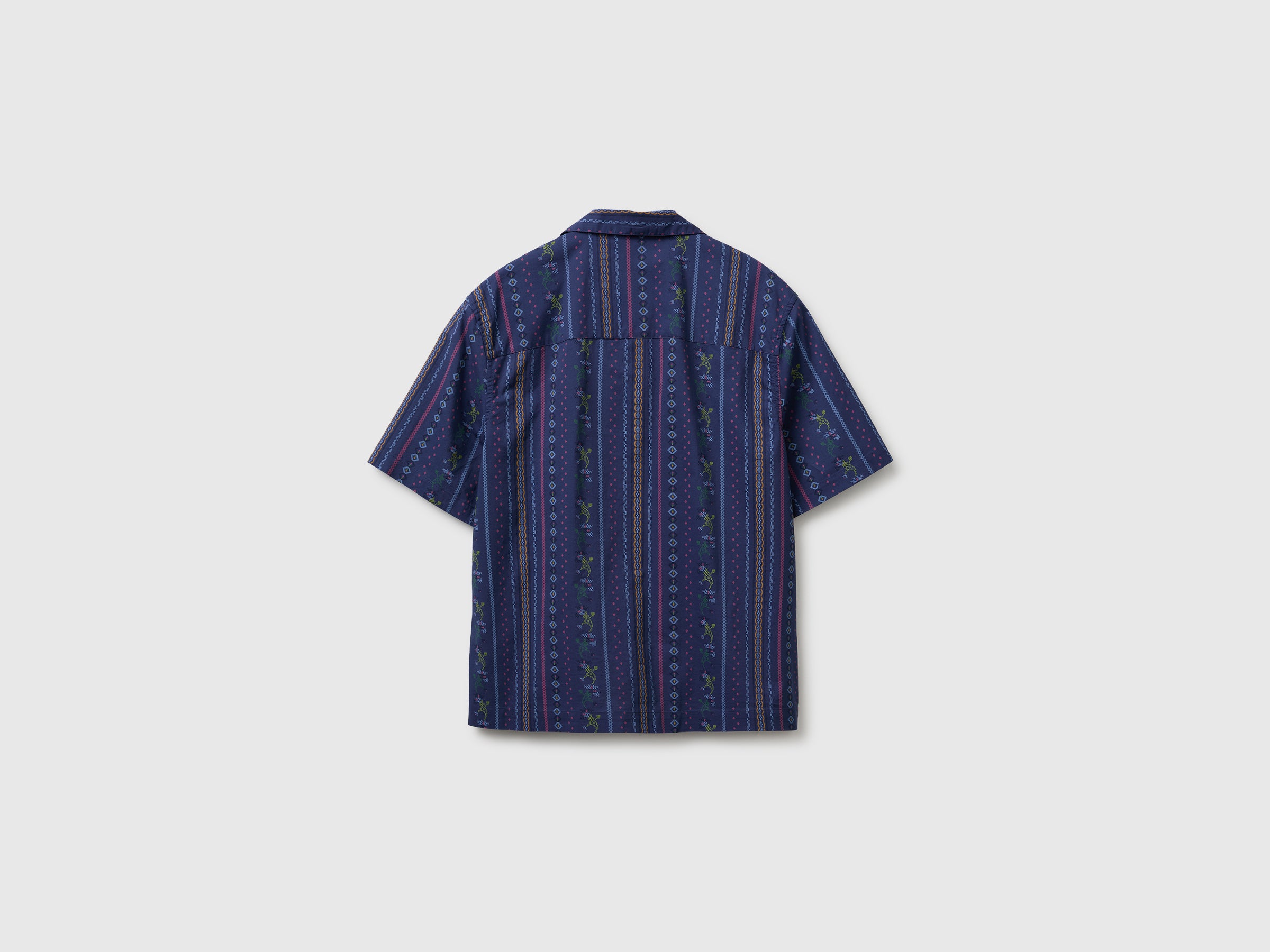 Camisa de manga curta estampada - ucb_image_BS