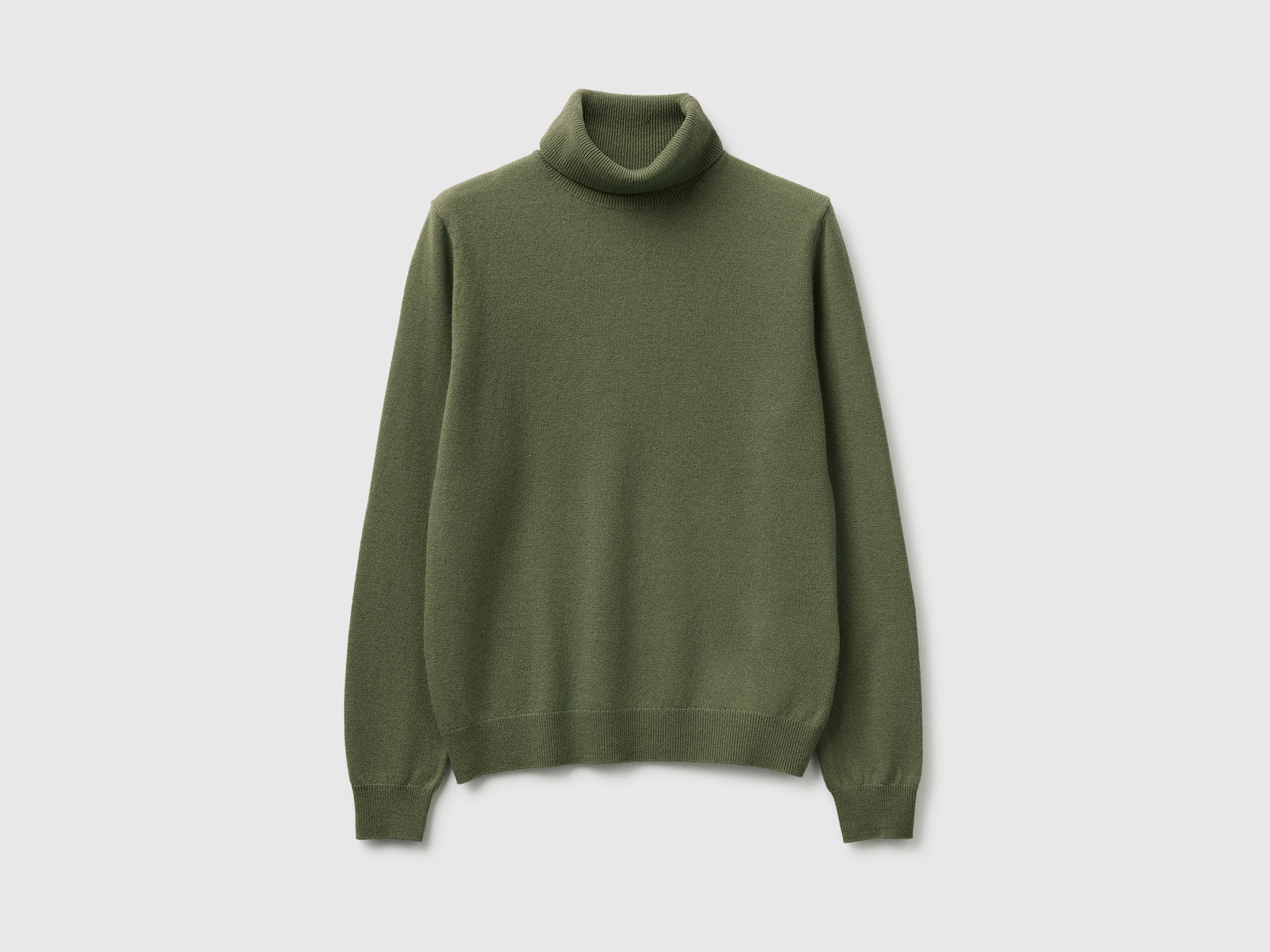 Military green turtleneck in pure Merino wool - ucb_image_FS
