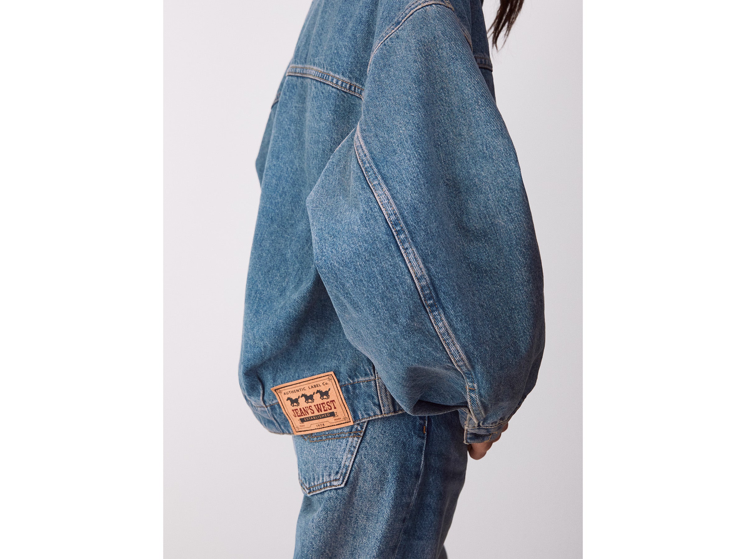 Blusão em denim vintage - ucb_image_FY