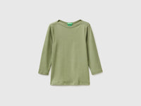 Slim fit t-shirt with boat neck - ucb_image_FS