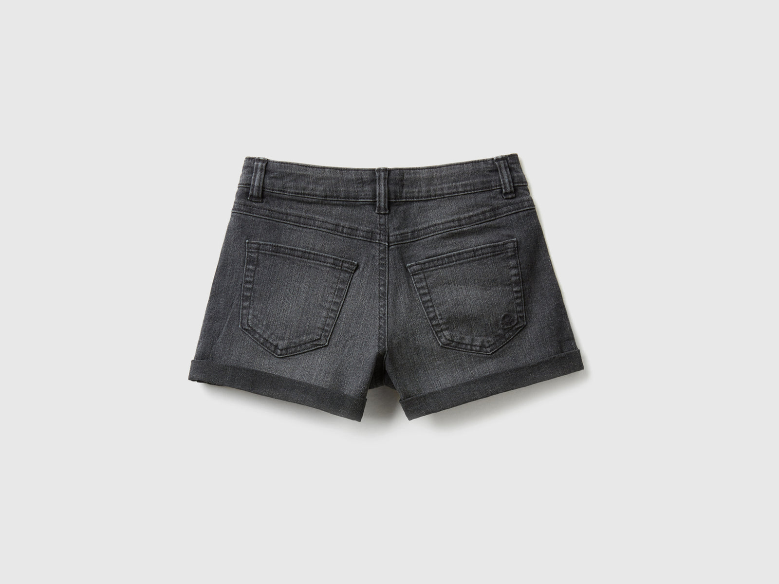 Jeans curtos em denim  - ucb_image_BS