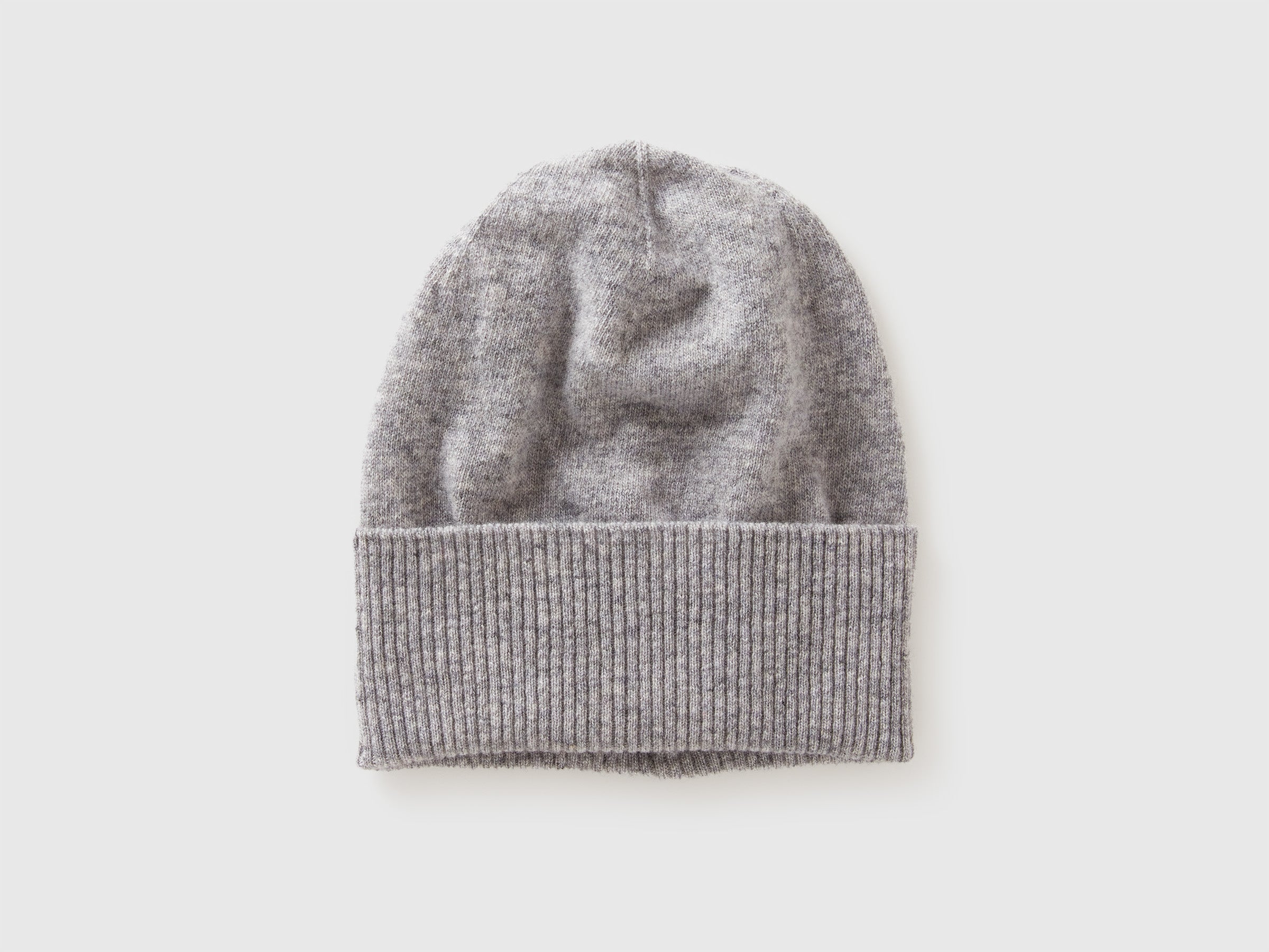 Gorro cinza mélange em pura lã Merino - ucb_image_FS