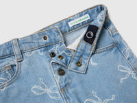 Jeans slim fit estampa laços - ucb_image_DS1
