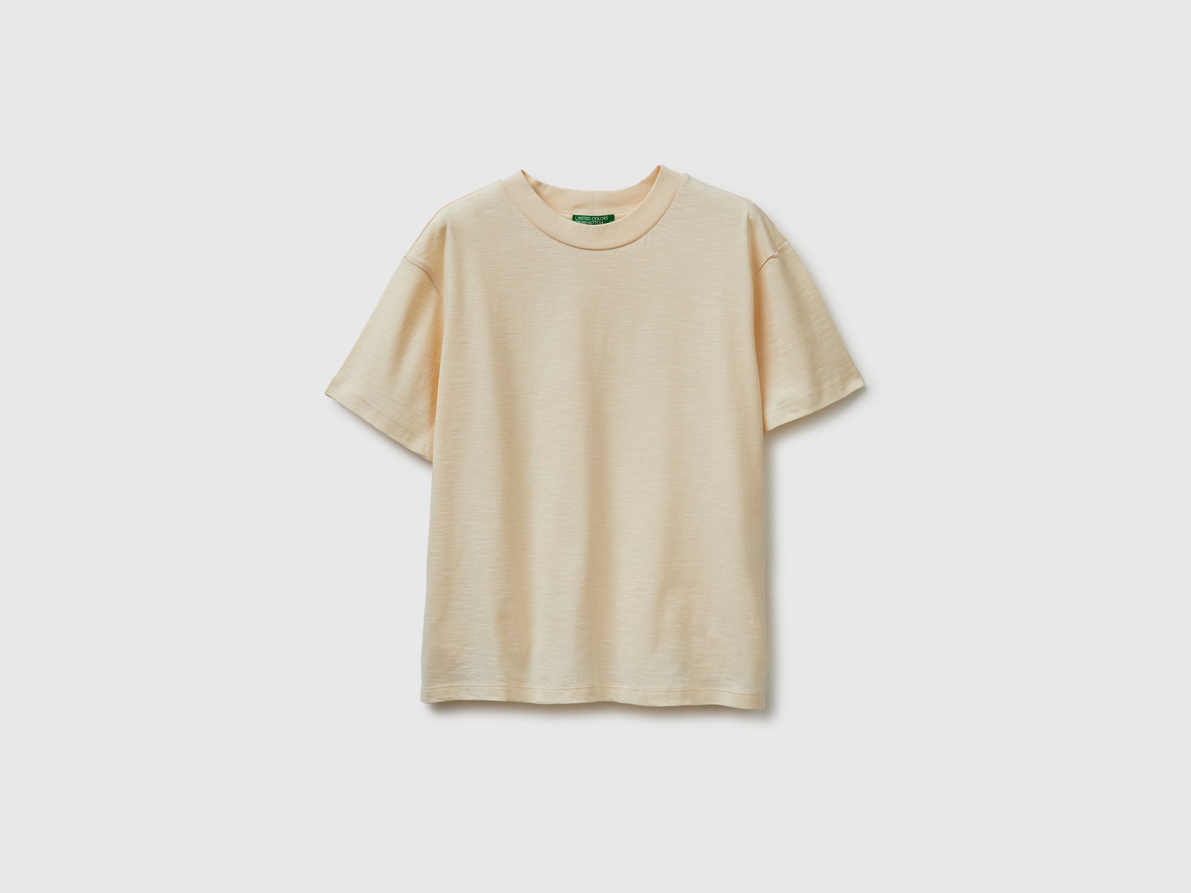 Crew neck t-shirt in lightweight cotton - ucb_image_FS