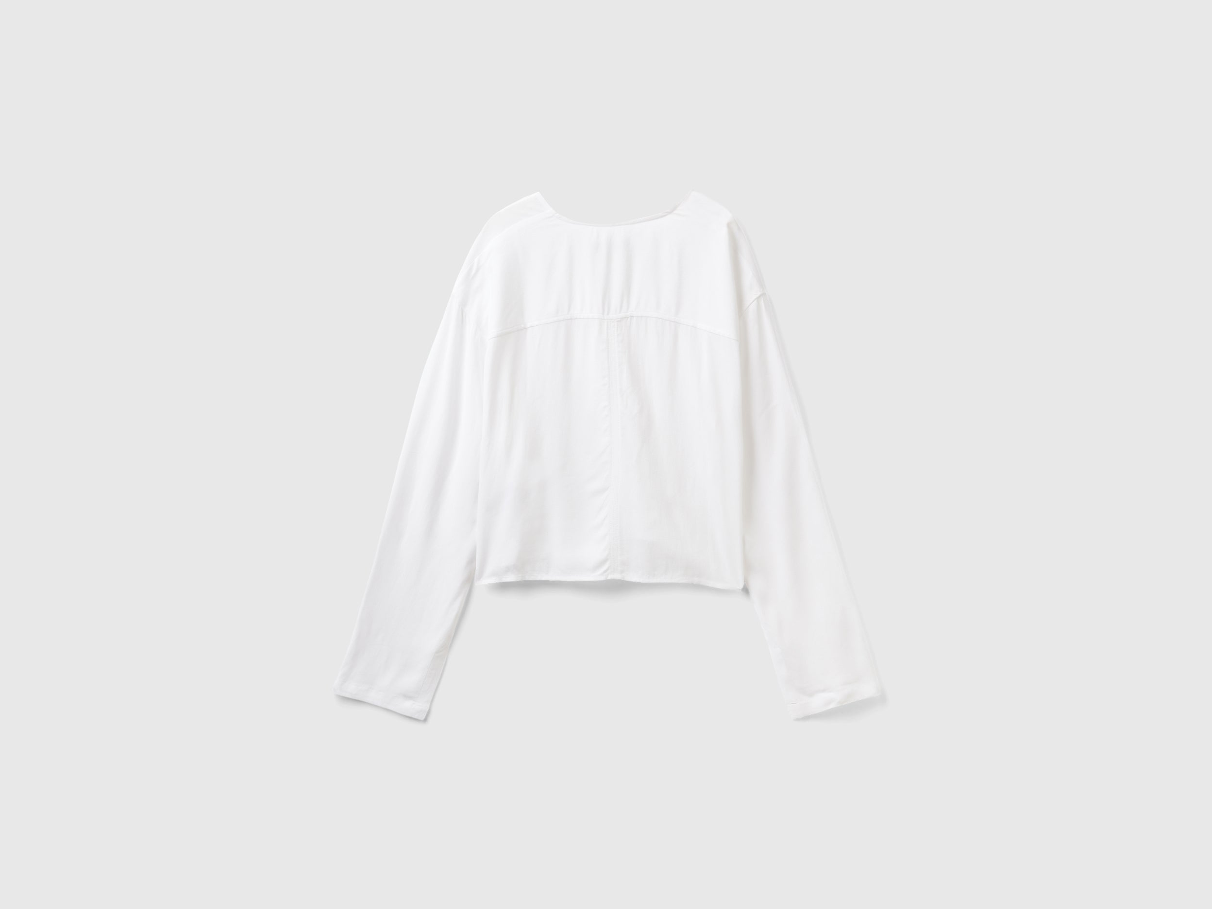 Blusa com decote em V - ucb_image_BS