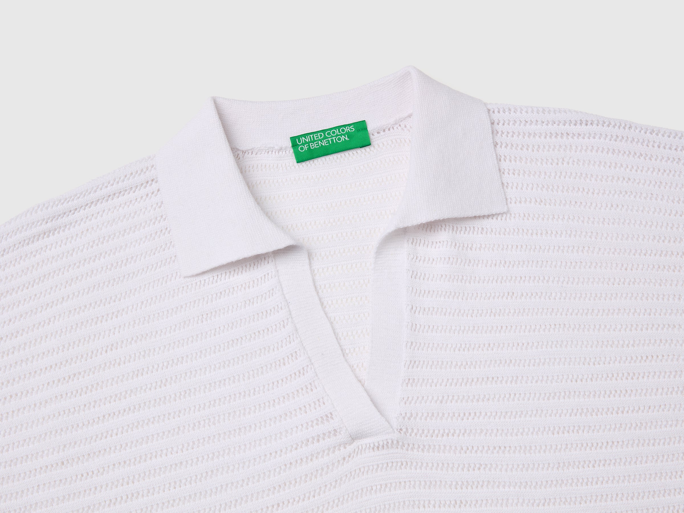 Perforated polo shirt in linen blend - ucb_image_DS1