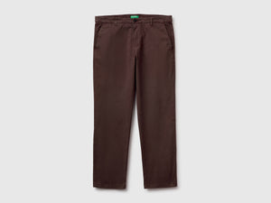 Chinos à coupe droite