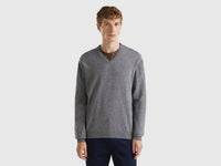Gray V-neck sweater in pure Merino wool - ucb_image_F