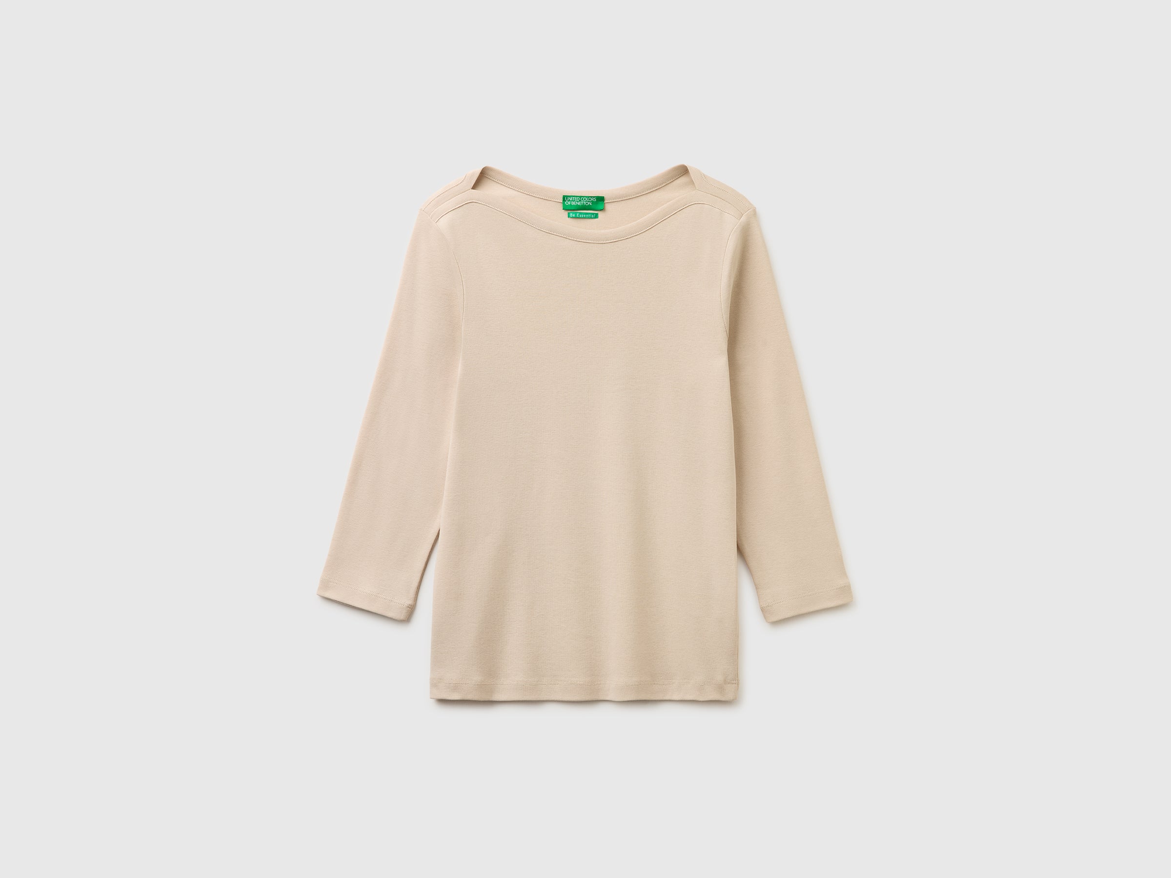 Slim fit t-shirt with boat neck - ucb_image_FS