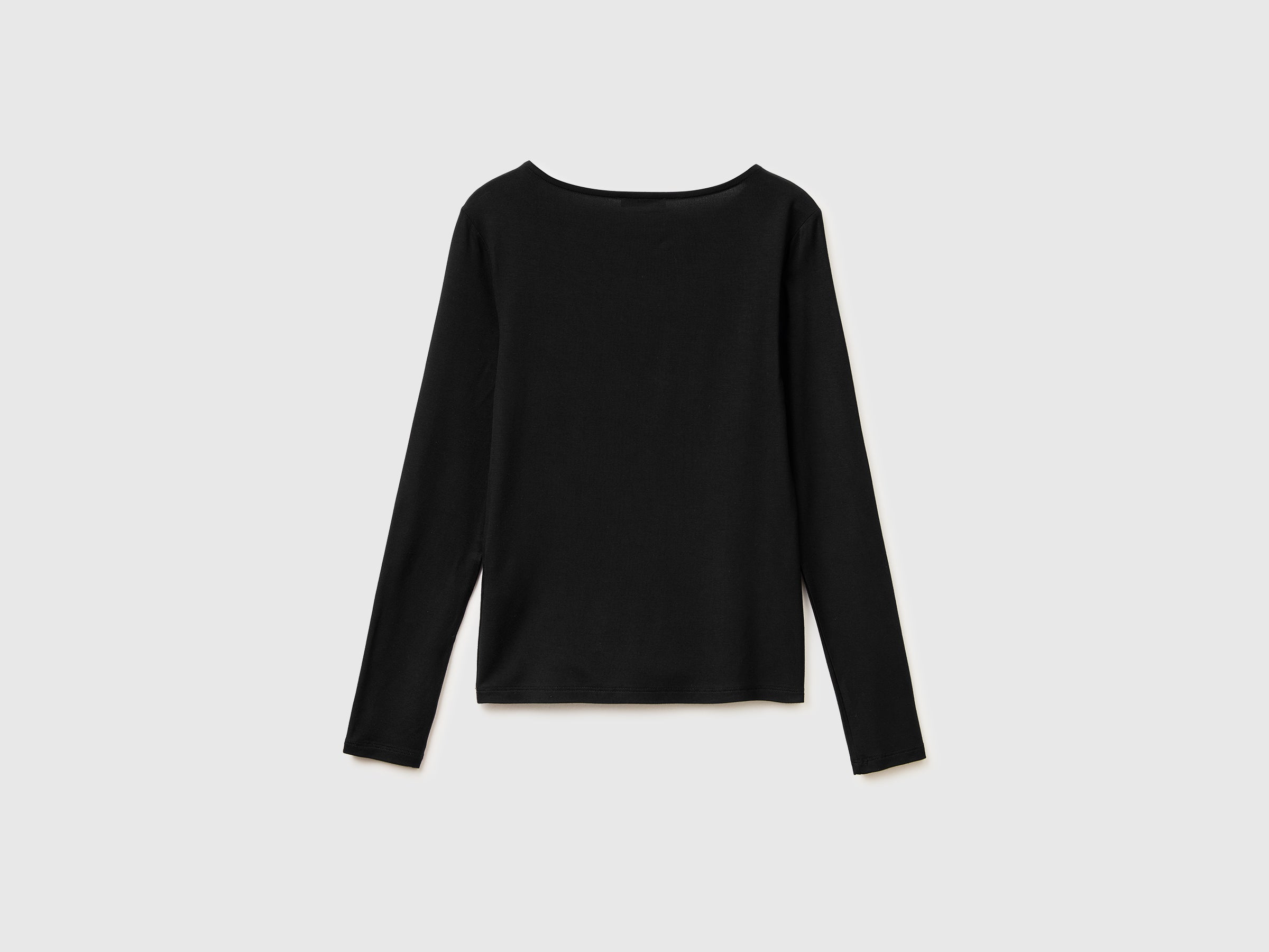 Boat-neck T-shirt - ucb_image_BS