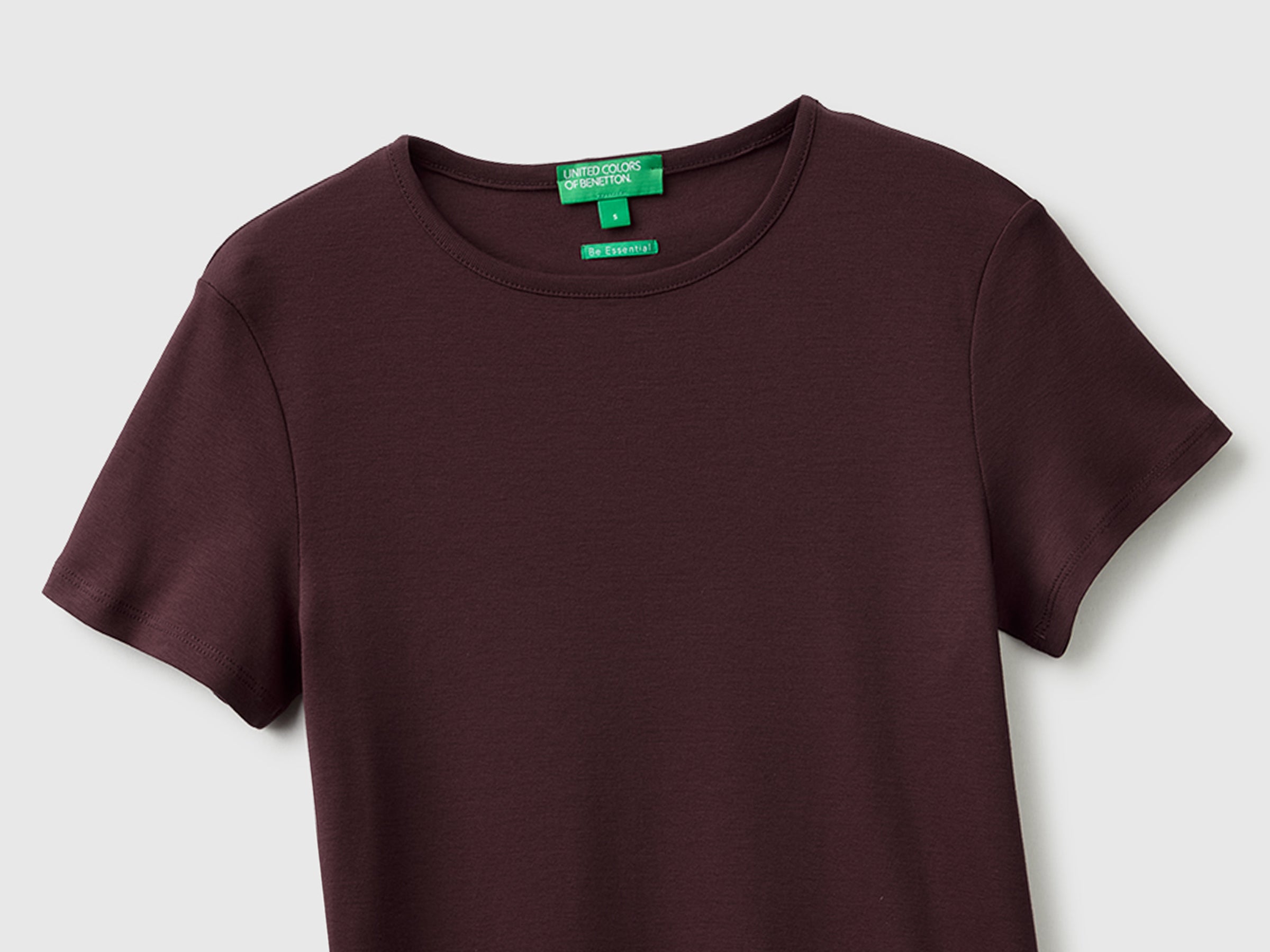 T-shirt de gola redonda slim fit - ucb_image_FY