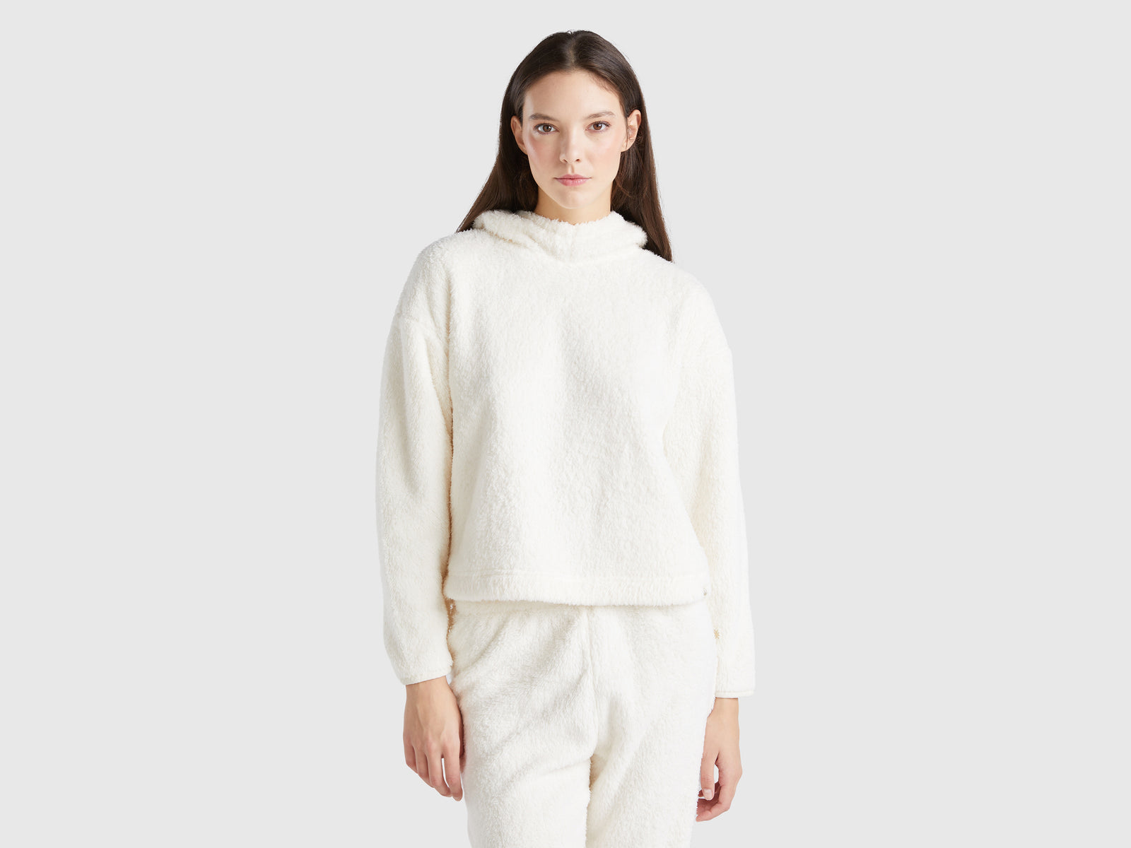 Camisola com capuz em pelo sintético - ucb_image_F