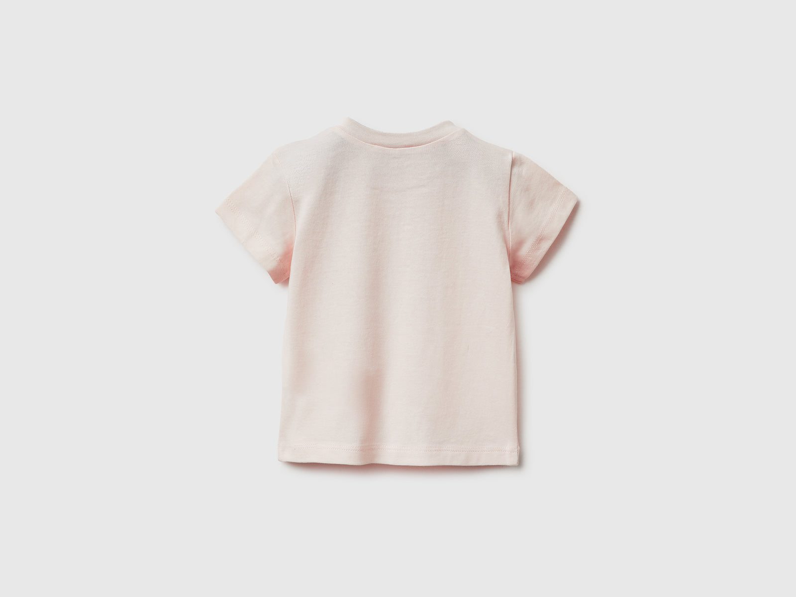 T-shirt with organic cotton application - ucb_image_BS