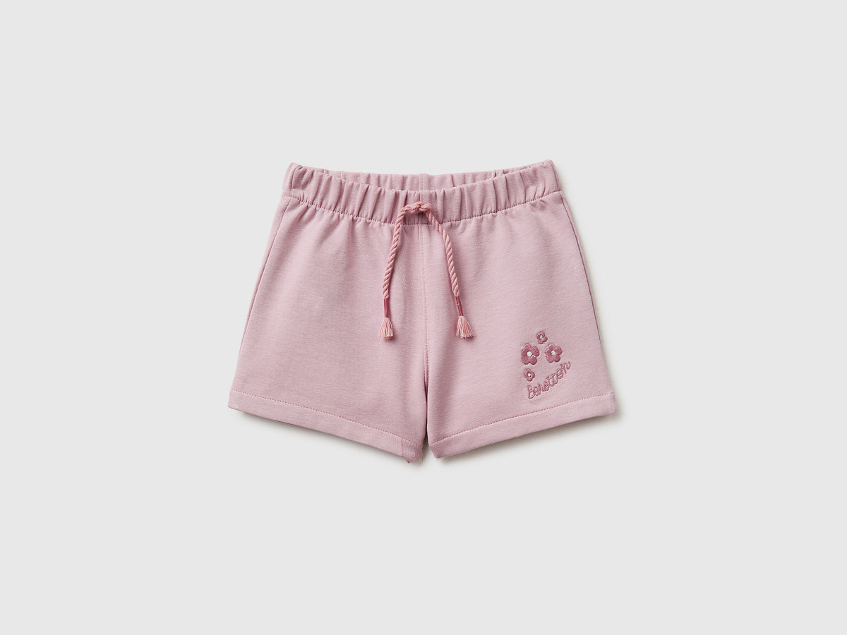 Shorts em felpo com bordado floral - ucb_image_FS