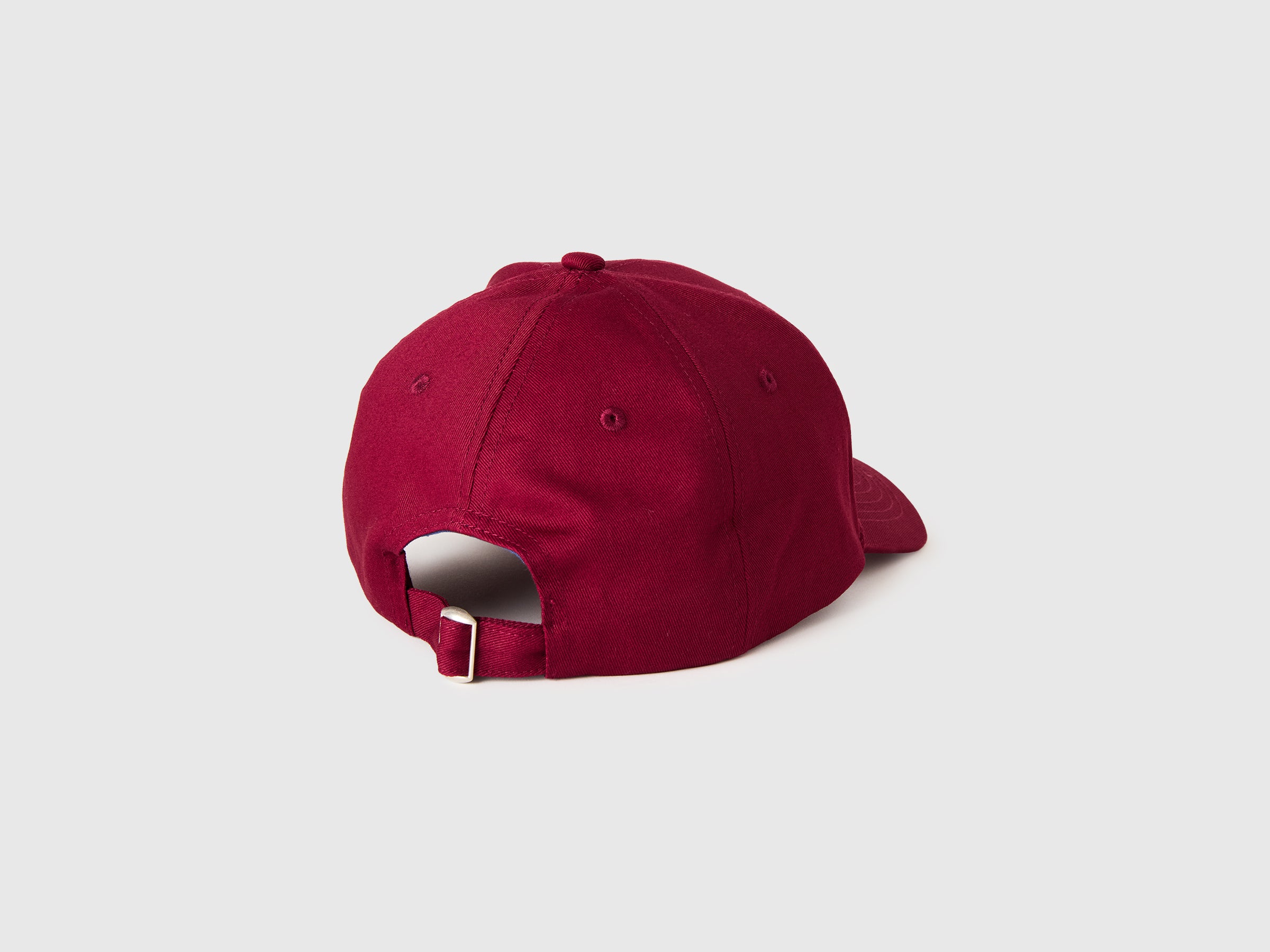 Baseball cap with logo - ucb_image_BS