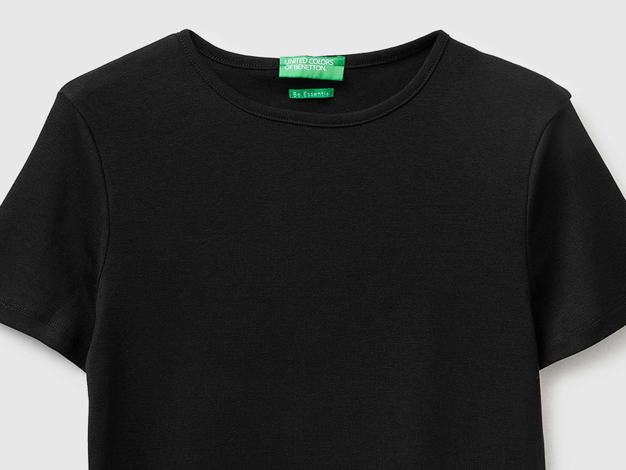 T-shirt de gola redonda slim fit - ucb_image_DS1