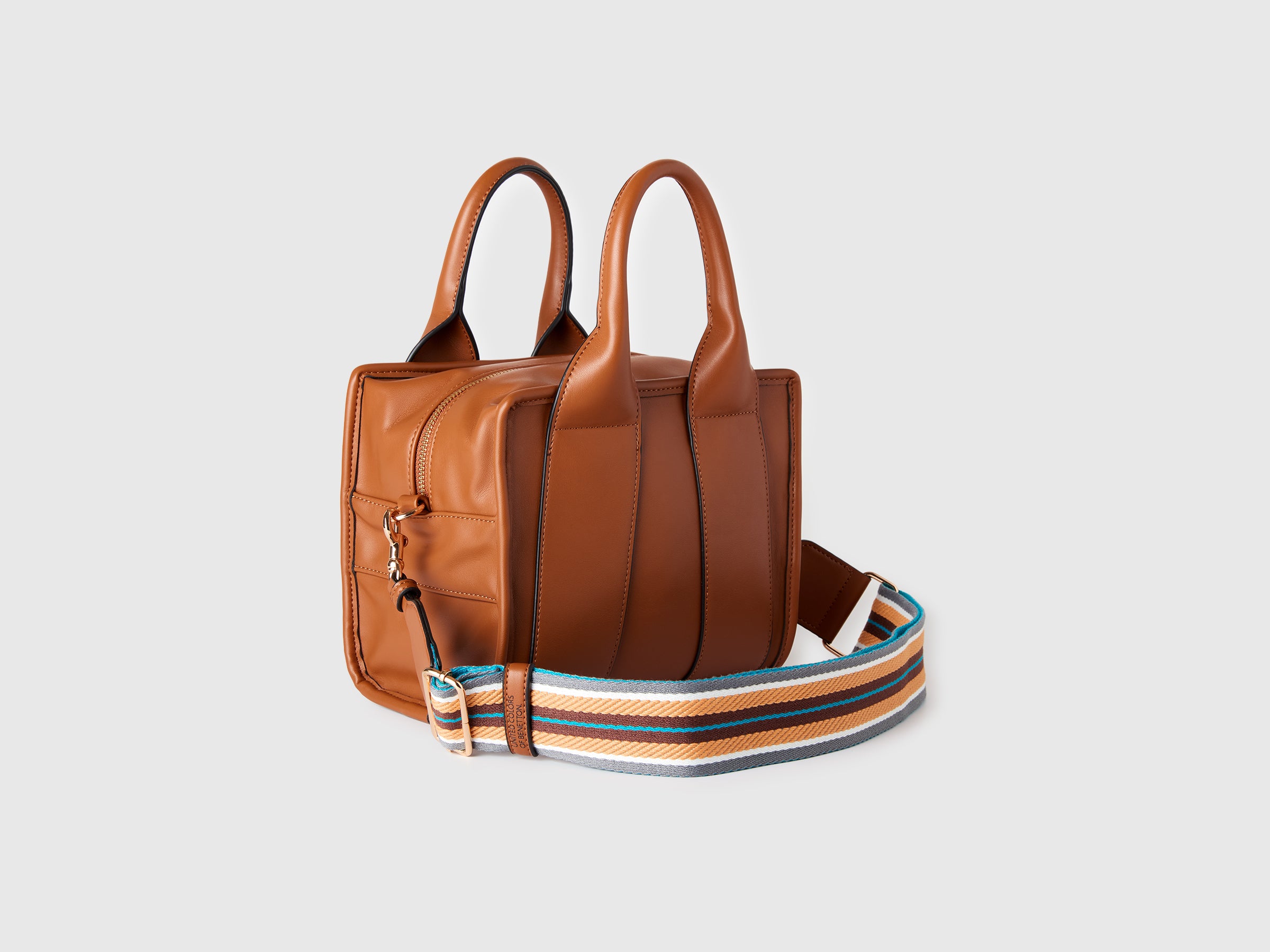 Medium tote bag - ucb_image_BS