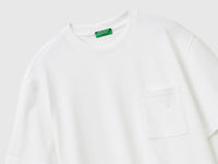 T-shirt with pocket - ucb_image_DS1
