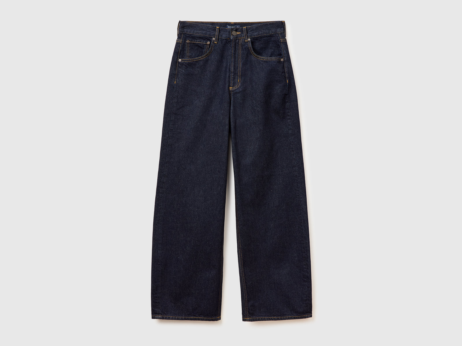 Wide-fit rinse-wash jeans - ucb_image_FS