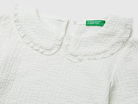 Blouse with ruffles - ucb_image_DS1