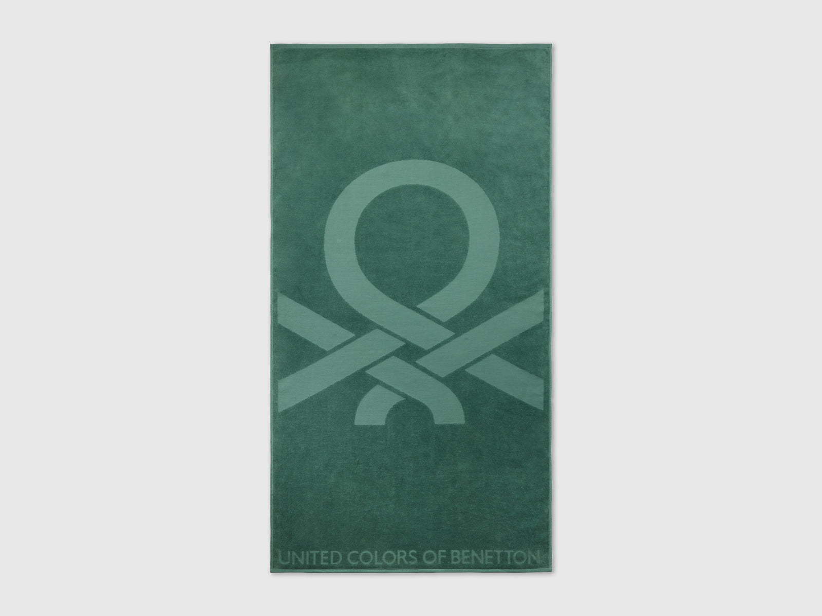 Green beach towel - ucb_image_FS