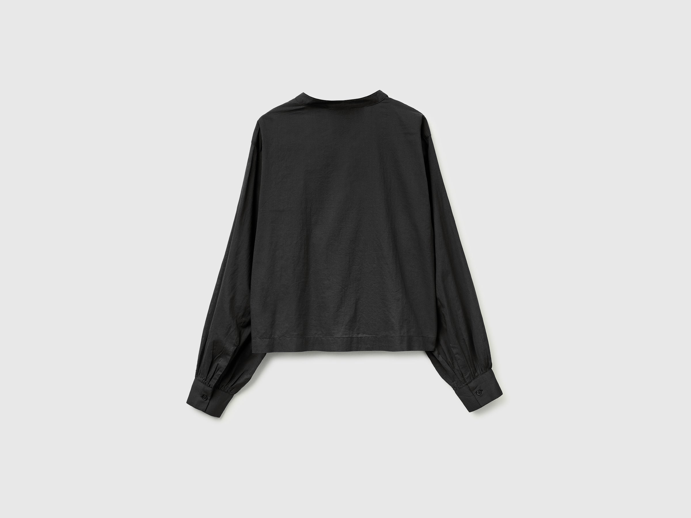Lightweight blouse with pleats - ucb_image_BS