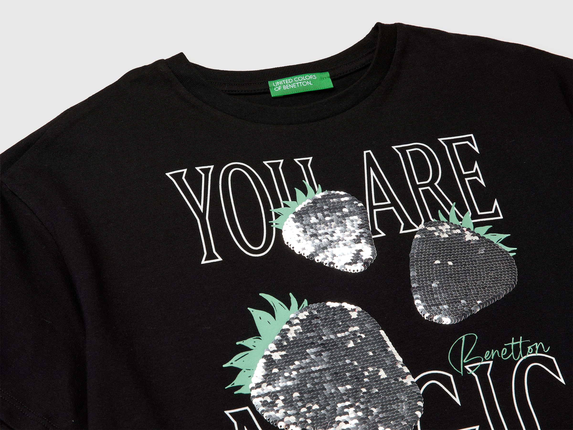 T-shirt with print and sequins - ucb_image_DS1