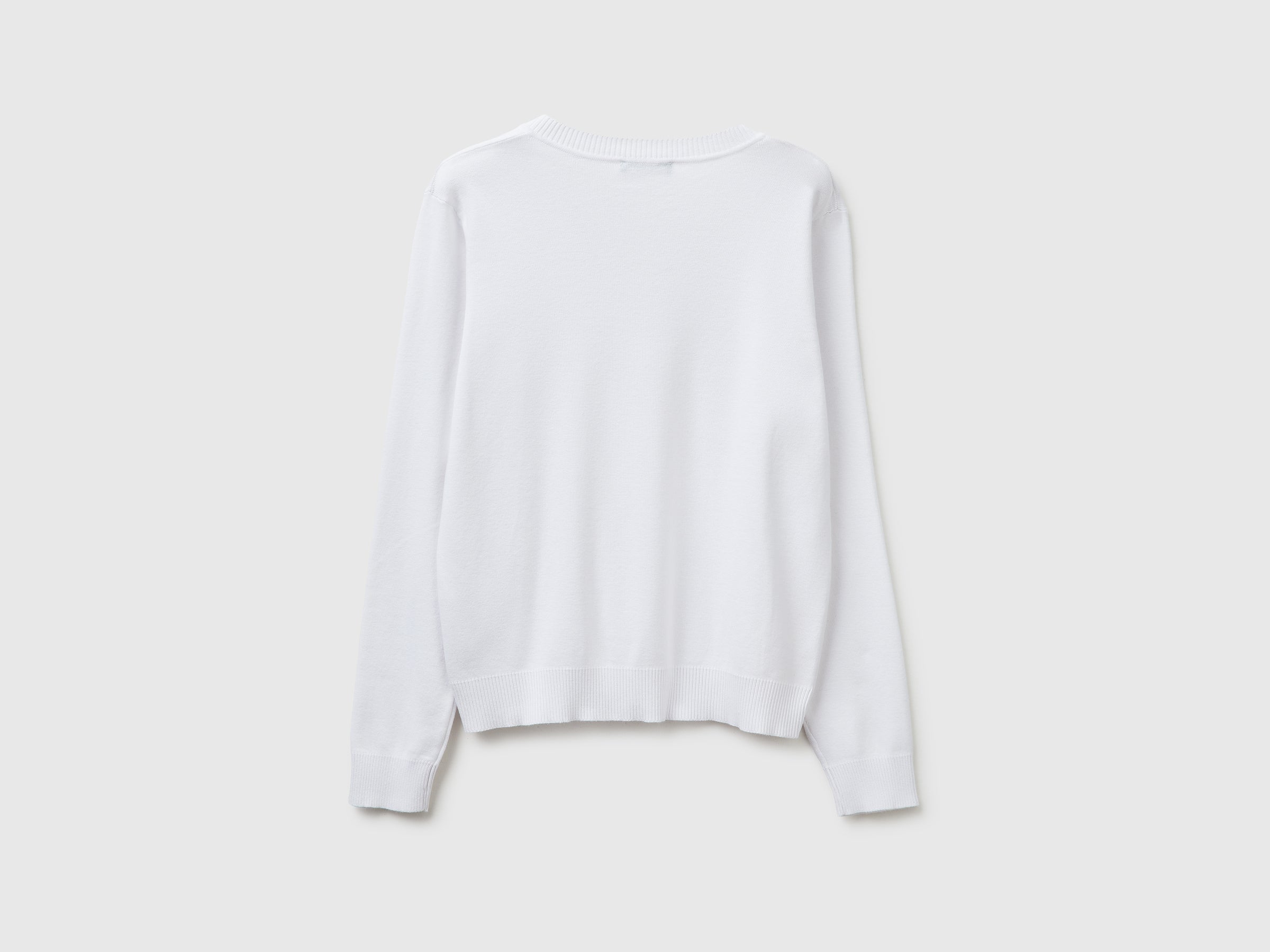 White V-neck sweater in tricot cotton - ucb_image_BS