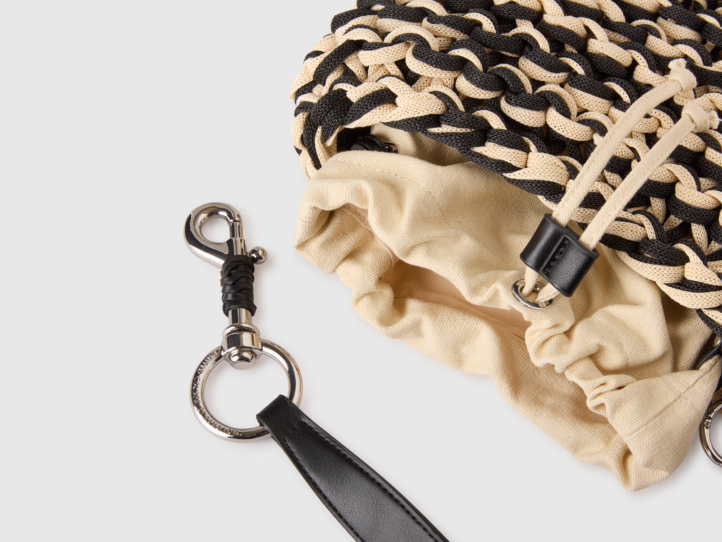 Woven hobo bag - ucb_image_DS1