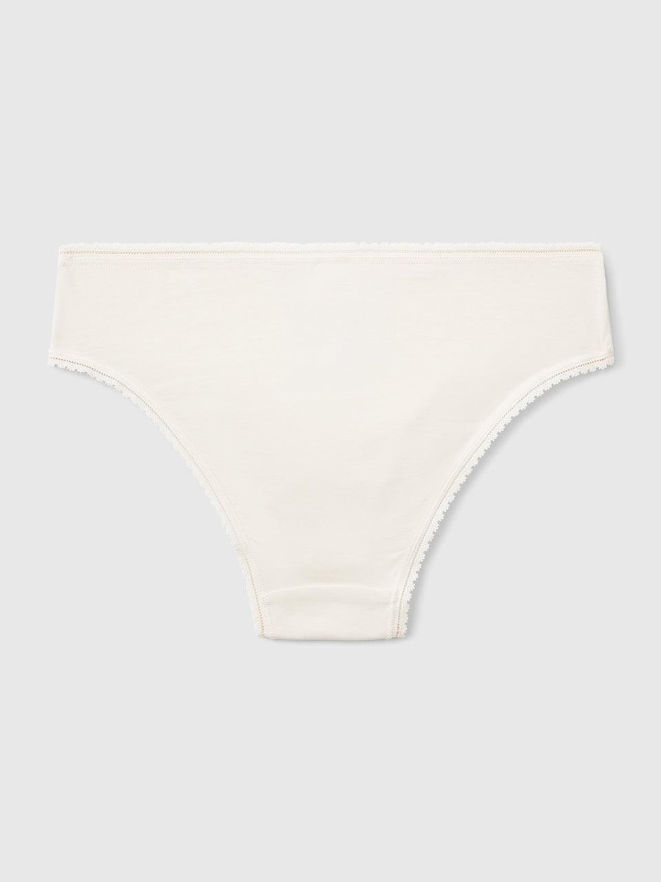 Slip em Modal stretch - ucb_image_BS