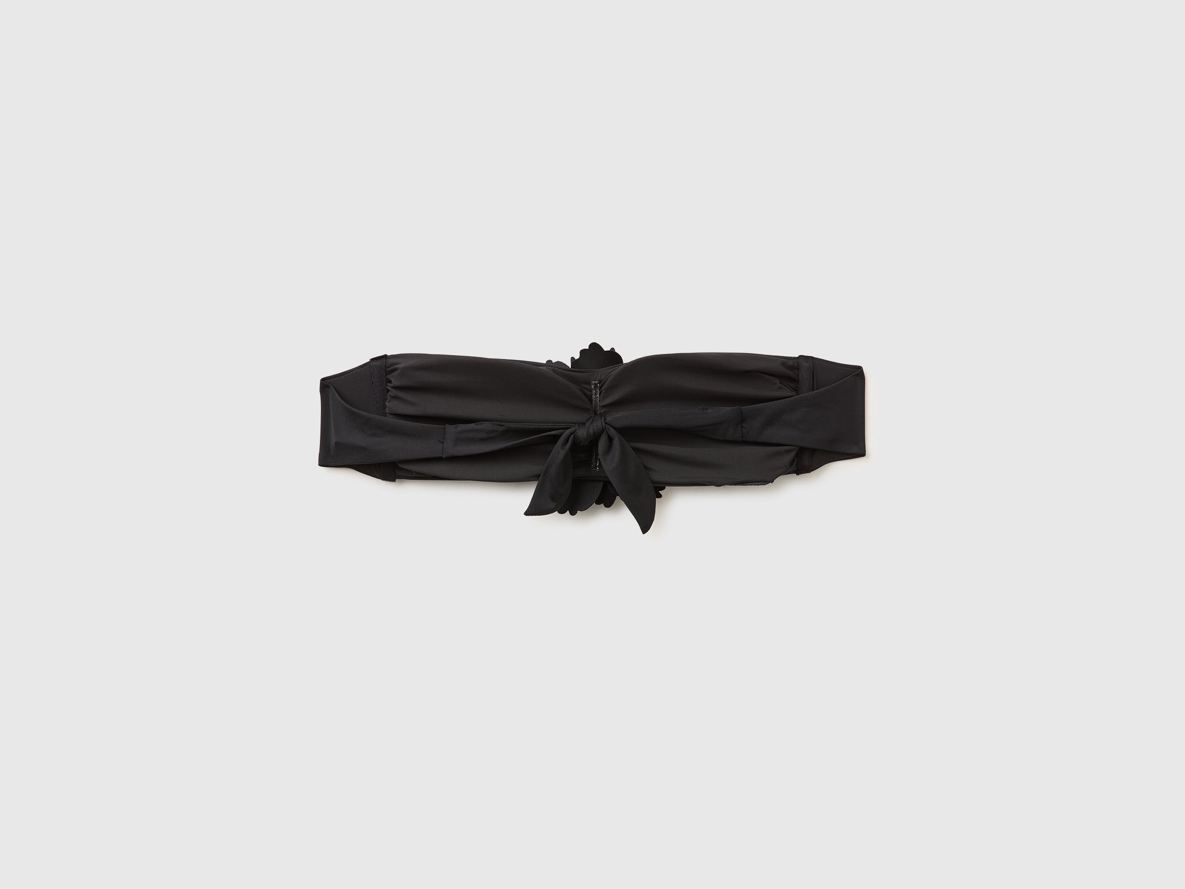 Beach band with flower application - ucb_image_BS