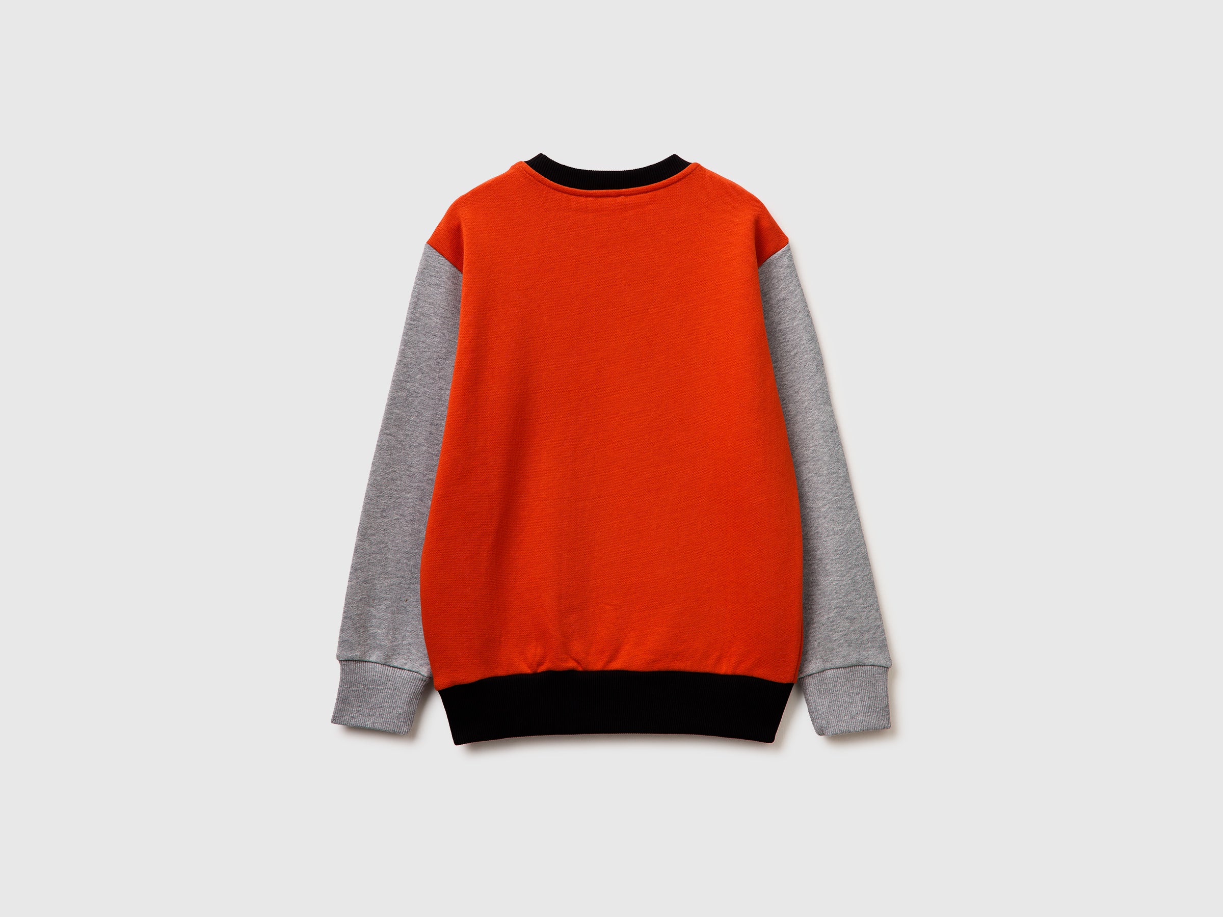 Sweatshirt with logo - ucb_image_BS
