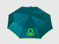 Green umbrella - ucb_image_DS1