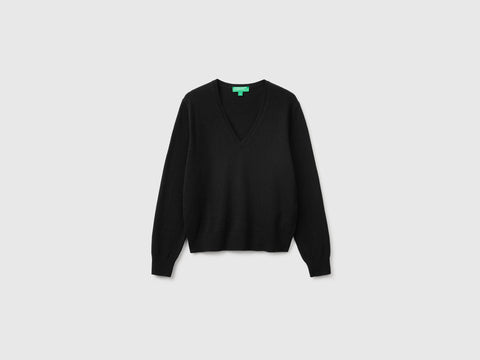 Camisola decote em V preta em pura lã Merino - ucb_image_FS