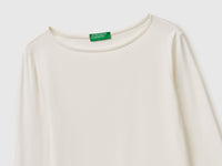 T-shirt com decote à barco - ucb_image_DS1
