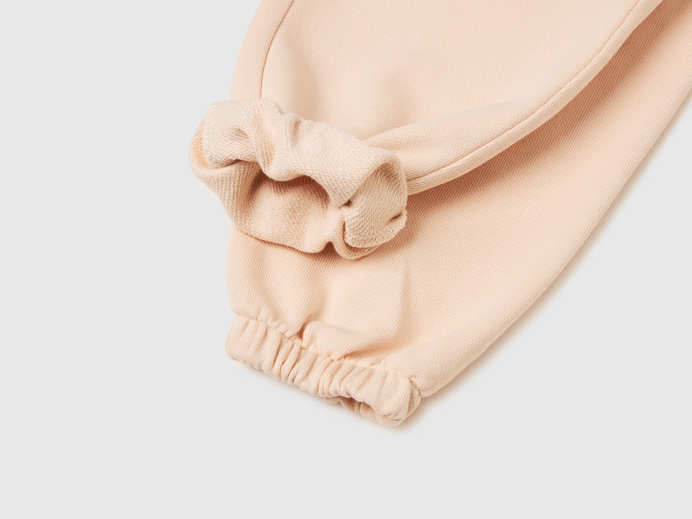 Sweatpants with bows - ucb_image_DS1