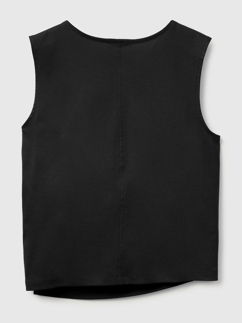 Top with knot - ucb_image_BS