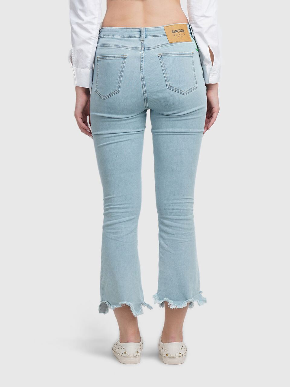 Bootcut With Damaging  And Fraying image number null